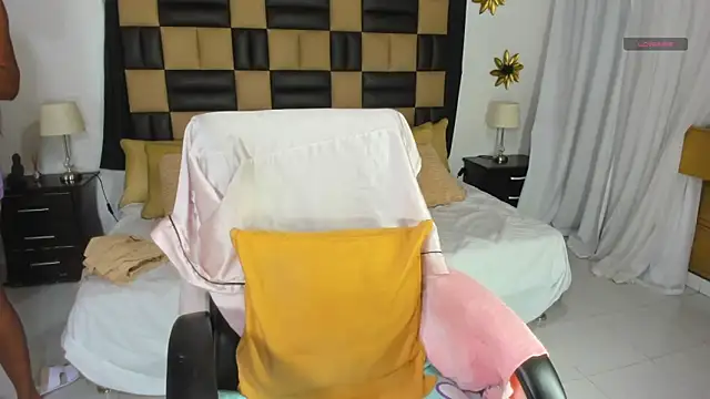 BarbieKano online show from September 19, 2025, 11:42 pm