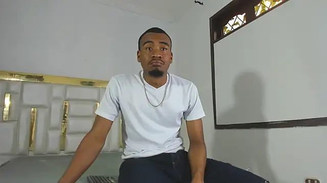 Kylieandjhonny online show from February 18, 2025, 6:26 pm