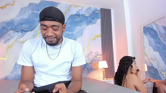 Snapshot of Kylieandjhonny chatting on February 3, 2026, 8:47 pm Kylieandjhonny online show from February 3, 2026, 8:47 pm