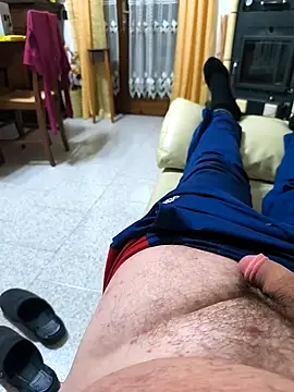 manuel9428 online show from October 7, 2025, 9:38 pm