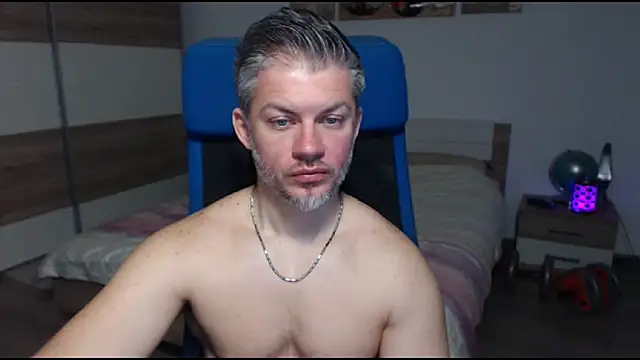 Snapshot of RobbyShawz chatting on March 17, 2025, 10:06 am RobbyShawz online show from March 17, 2025, 10:06 am