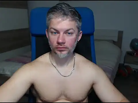 Snapshot of RobbyShawz chatting on March 9, 2025, 11:47 am RobbyShawz online show from March 9, 2025, 11:47 am