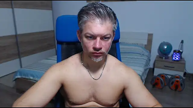 Snapshot of RobbyShawz chatting on September 18, 2025, 4:37 am RobbyShawz online show from September 18, 2025, 4:37 am