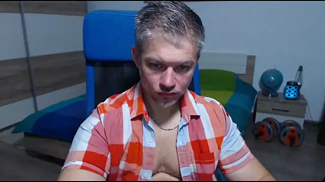 Snapshot of RobbyShawz chatting on October 5, 2025, 4:47 am RobbyShawz online show from October 5, 2025, 4:47 am