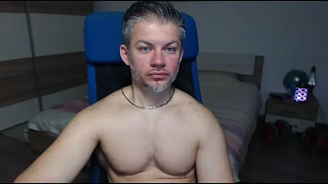 Snapshot of RobbyShawz chatting on March 22, 2025, 5:17 am RobbyShawz online show from March 22, 2025, 5:17 am