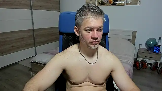 RobbyShawz online show from May 26, 2026, 3:37 am