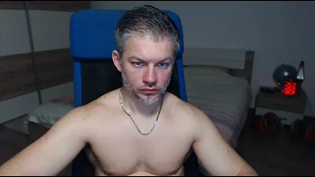 Snapshot of RobbyShawz chatting on March 22, 2025, 8:18 am RobbyShawz online show from March 22, 2025, 8:18 am