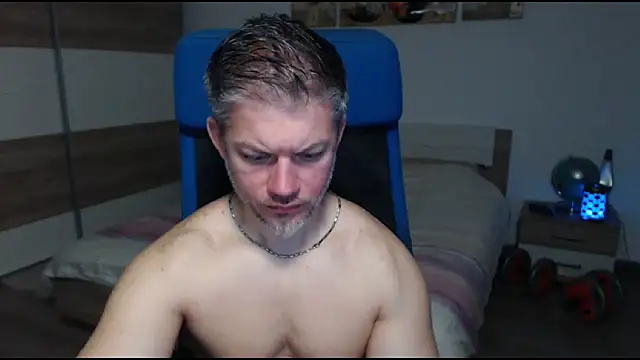 Snapshot of RobbyShawz chatting on March 15, 2025, 5:41 am RobbyShawz online show from March 15, 2025, 5:41 am