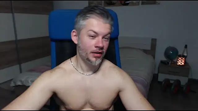 Snapshot of RobbyShawz chatting on March 10, 2025, 6:27 am RobbyShawz online show from March 10, 2025, 6:27 am