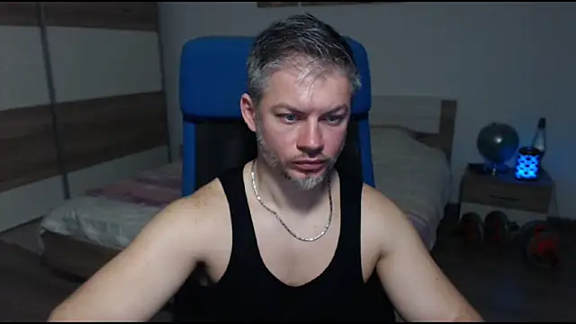 Snapshot of RobbyShawz chatting on March 14, 2025, 7:04 am RobbyShawz online show from March 14, 2025, 7:04 am