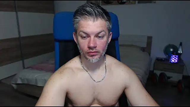 Snapshot of RobbyShawz chatting on March 21, 2025, 6:05 am RobbyShawz online show from March 21, 2025, 6:05 am