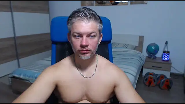 Snapshot of RobbyShawz chatting on September 12, 2025, 6:13 am RobbyShawz online show from September 12, 2025, 6:13 am