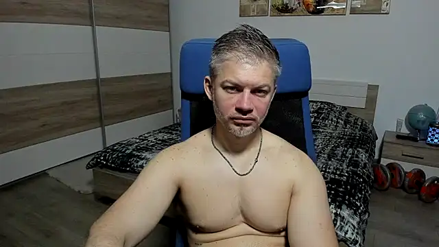 RobbyShawz online show from May 21, 2026, 4:32 am