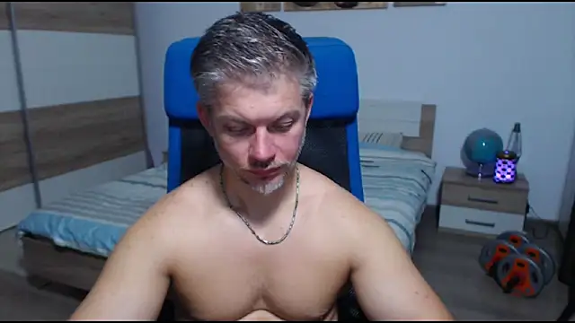 Snapshot of RobbyShawz chatting on September 16, 2025, 8:48 am RobbyShawz online show from September 16, 2025, 8:48 am