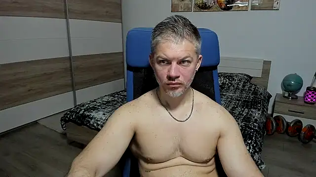 RobbyShawz online show from May 10, 2026, 5:11 am