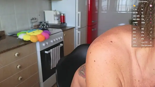 Lunamix online show from February 22, 2025, 3:36 pm