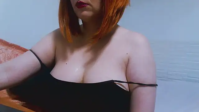 Snapshot of MashaYeah777 chatting on October 12, 2025, 8:10 pm MashaYeah777 online show from October 12, 2025, 8:10 pm