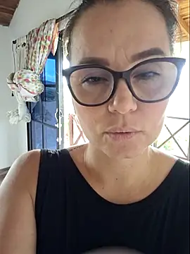 MariaPau 83 online show from April 30, 2026, 5:31 pm