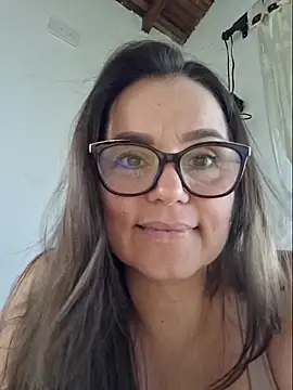 MariaPau 83 online show from May 7, 2026, 5:16 pm