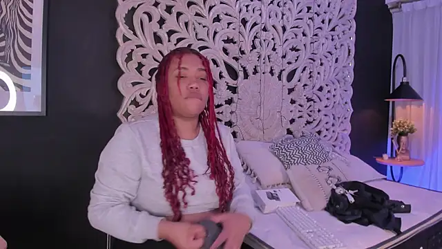 Snapshot of pamela_doll3 chatting on November 5, 2025, 4:26 am pamela doll3 online show from November 5, 2025, 4:26 am