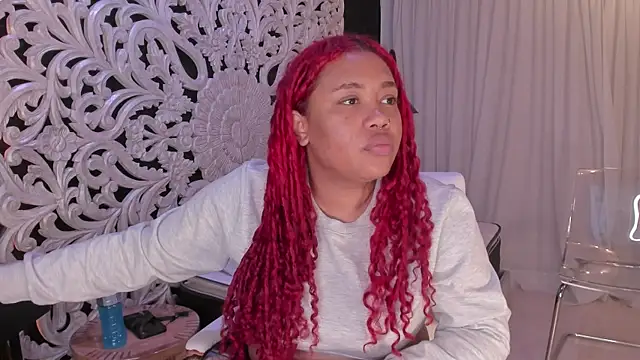 Snapshot of pamela_doll3 chatting on October 24, 2025, 4:11 am pamela doll3 online show from October 24, 2025, 4:11 am