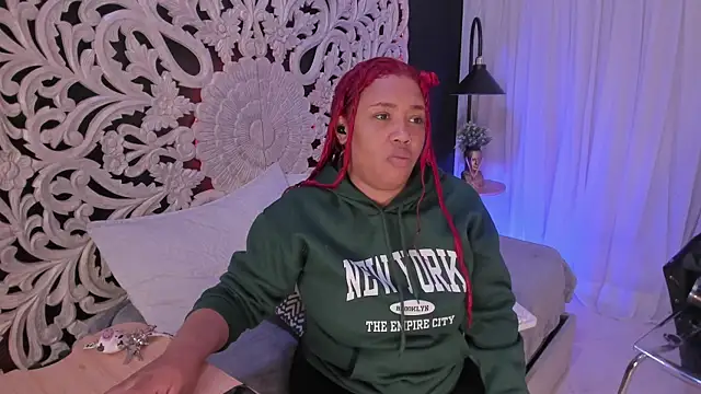 Snapshot of pamela_doll3 chatting on November 22, 2025, 4:11 am pamela doll3 online show from November 22, 2025, 4:11 am