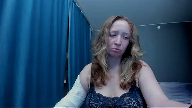 Eva Rikchter online show from July 4, 2026, 8:13 pm