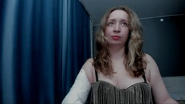 Eva Rikchter online show from July 3, 2026, 7:20 pm