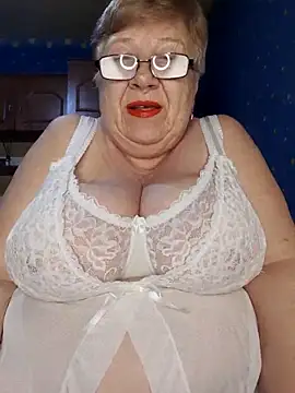 Lena Gaby online show from May 5, 2026, 6:44 pm