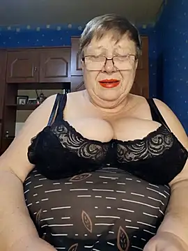 Lena Gaby online show from November 3, 2025, 1:37 pm