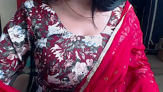 Naiaa-mylove online show from December 5, 2025, 7:29 am