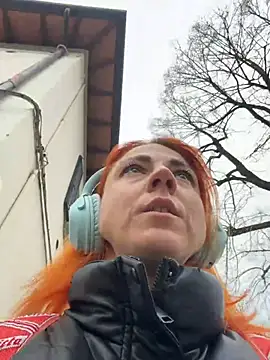 Nikky Divine online show from March 29, 2026, 8:27 am