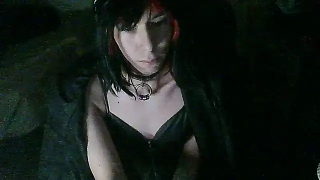 Snapshot of crystalxh chatting on October 10, 2025, 8:31 pm crystalxh online show from October 10, 2025, 8:31 pm