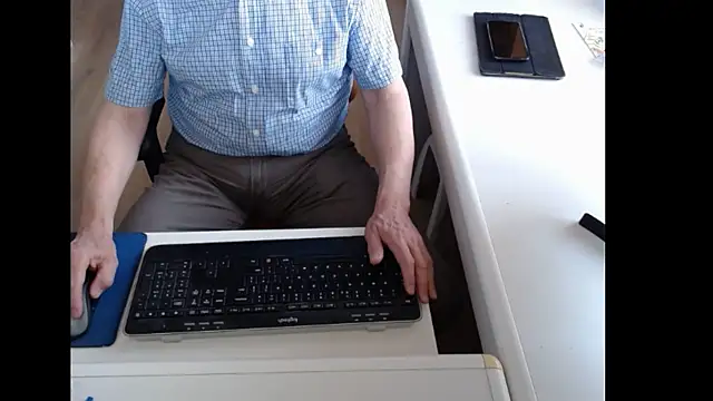 dutchpornking online show from May 9, 2026, 6:28 am