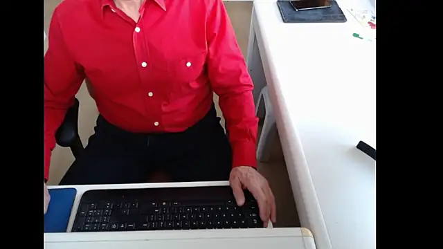 dutchpornking online show from May 15, 2026, 6:00 am