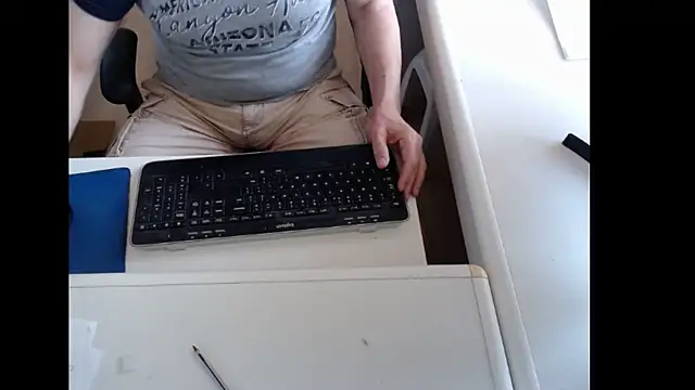 dutchpornking online show from May 25, 2026, 6:34 am