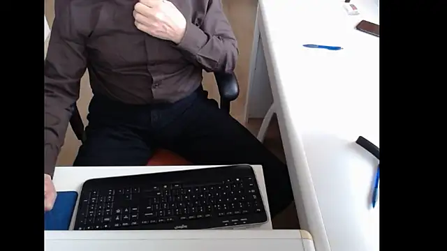 Snapshot of dutchpornking chatting on October 24, 2025, 8:02 am dutchpornking online show from October 24, 2025, 8:02 am