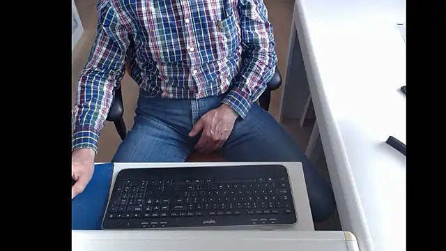 dutchpornking online show from February 26, 2025, 12:05 pm