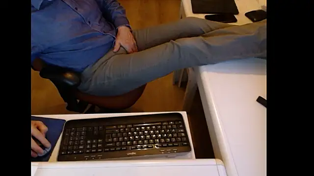 dutchpornking online show from March 25, 2026, 7:24 pm