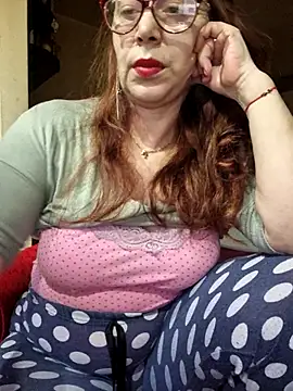 Snapshot of Chriss_Tinaa chatting on May 31, 2026, 2:50 am Chriss Tinaa online show from May 31, 2026, 2:50 am