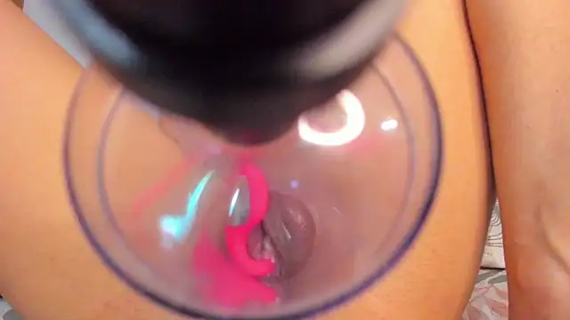 iamvicky 4 online show from March 4, 2026, 4:31 am