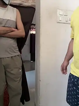 Snapshot of Desi_Panda chatting on March 4, 2026, 3:47 am Desi Panda online show from March 4, 2026, 3:47 am