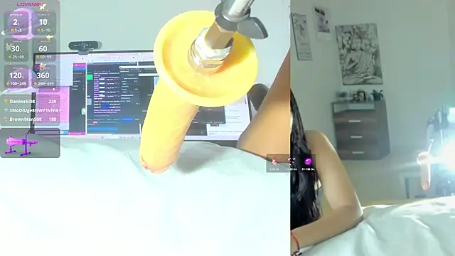 Snapshot of sofi_velez chatting on April 23, 2026, 5:03 pm sofi velez online show from April 23, 2026, 5:03 pm