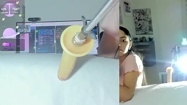 Snapshot of sofi_velez chatting on May 5, 2026, 5:05 pm sofi velez online show from May 5, 2026, 5:05 pm