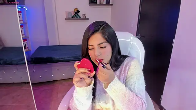 Snapshot of Catalinaa_martinez chatting on January 29, 2025, 4:15 am Catalinaa martinez online show from January 29, 2025, 4:15 am