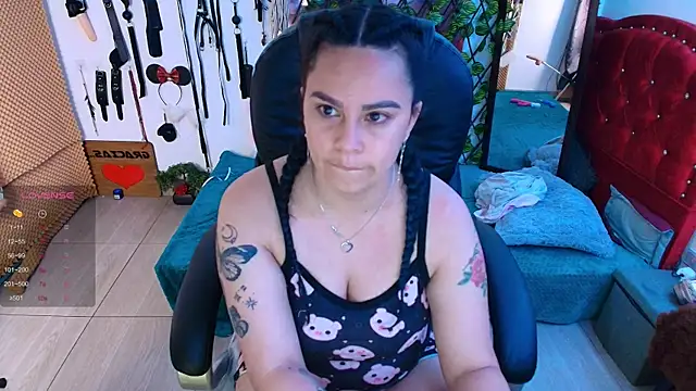 elektra 32 online show from September 21, 2025, 5:40 pm