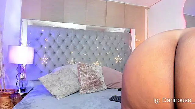 Snapshot of Kaitlyn_Brwon chatting on November 23, 2025, 7:51 am Kaitlyn Brwon online show from November 23, 2025, 7:51 am