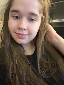 HornyGirlH online show from June 30, 2026, 9:20 am