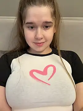 HornyGirlH online show from July 21, 2026, 10:49 am