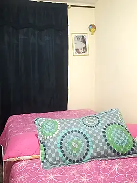 Snapshot of iamemmablake chatting on October 31, 2025, 2:52 am iamemmablake online show from October 31, 2025, 2:52 am